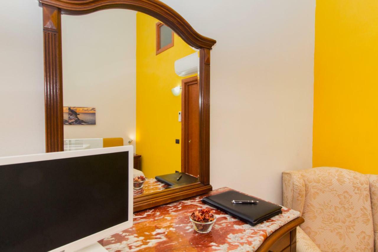 Palazzo Carafa Della Spina Appartement
